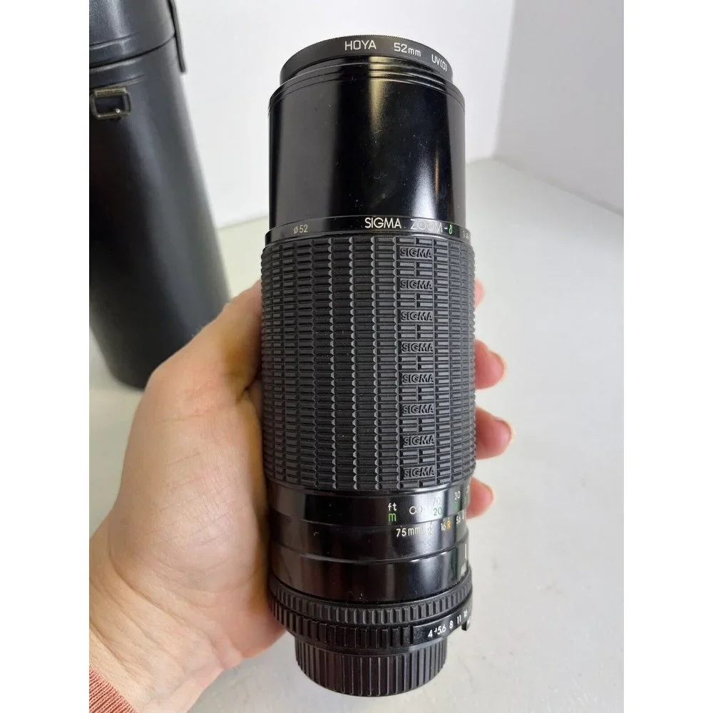 Sigma Zoom-8 Lens 1: 4-5 F=75-250mm Zoom Multi Coated Made In Japan 915709 Case